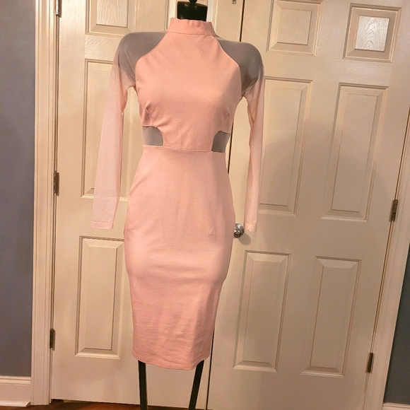 Fashion Nova Dresses & Skirts - Dress